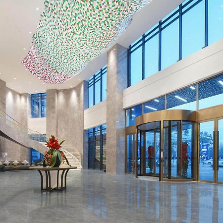 Park Inn By Radisson Nanchong Yilong Star City Plaza Exteriör bild